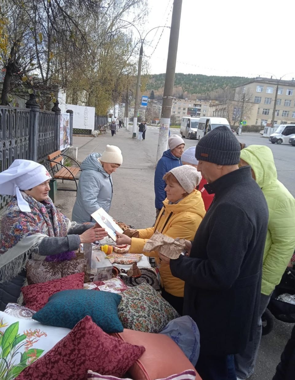 БЛАГОТВОРИТЕЛЬНАЯ ЯРМАРКА В Г. УСТЬ-КАТАВ